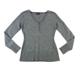 Mountain Equipment Coop grey Henley merino wool long sleeve womens sweater XS